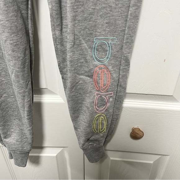 Bebe Sport Women’s Grey sweatpants size small - Picture 3 of 5